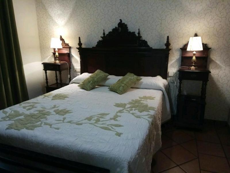 Los Bronces Lucena Esterno foto